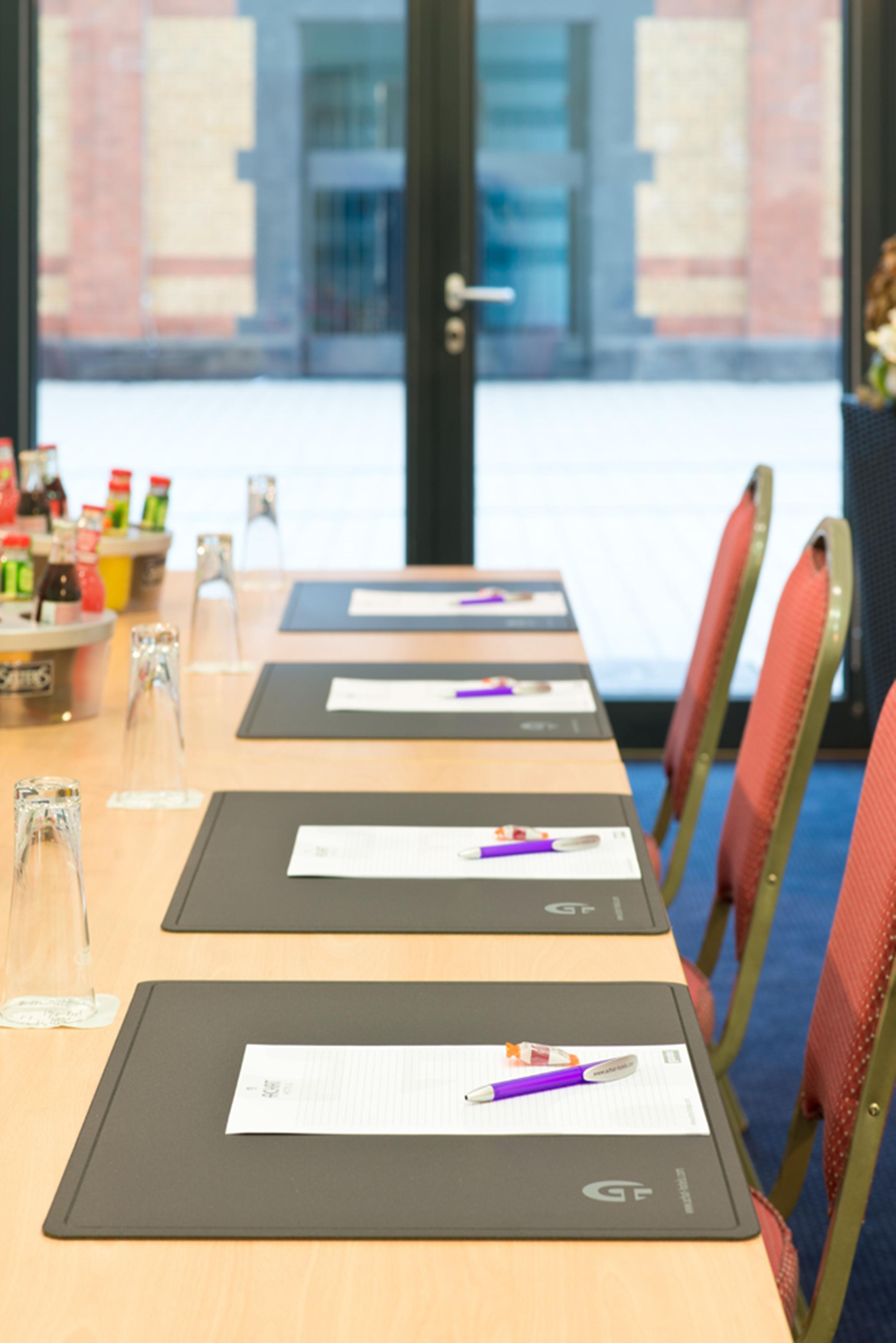 Achat Hotel Offenbach Plaza Ngoại thất bức ảnh