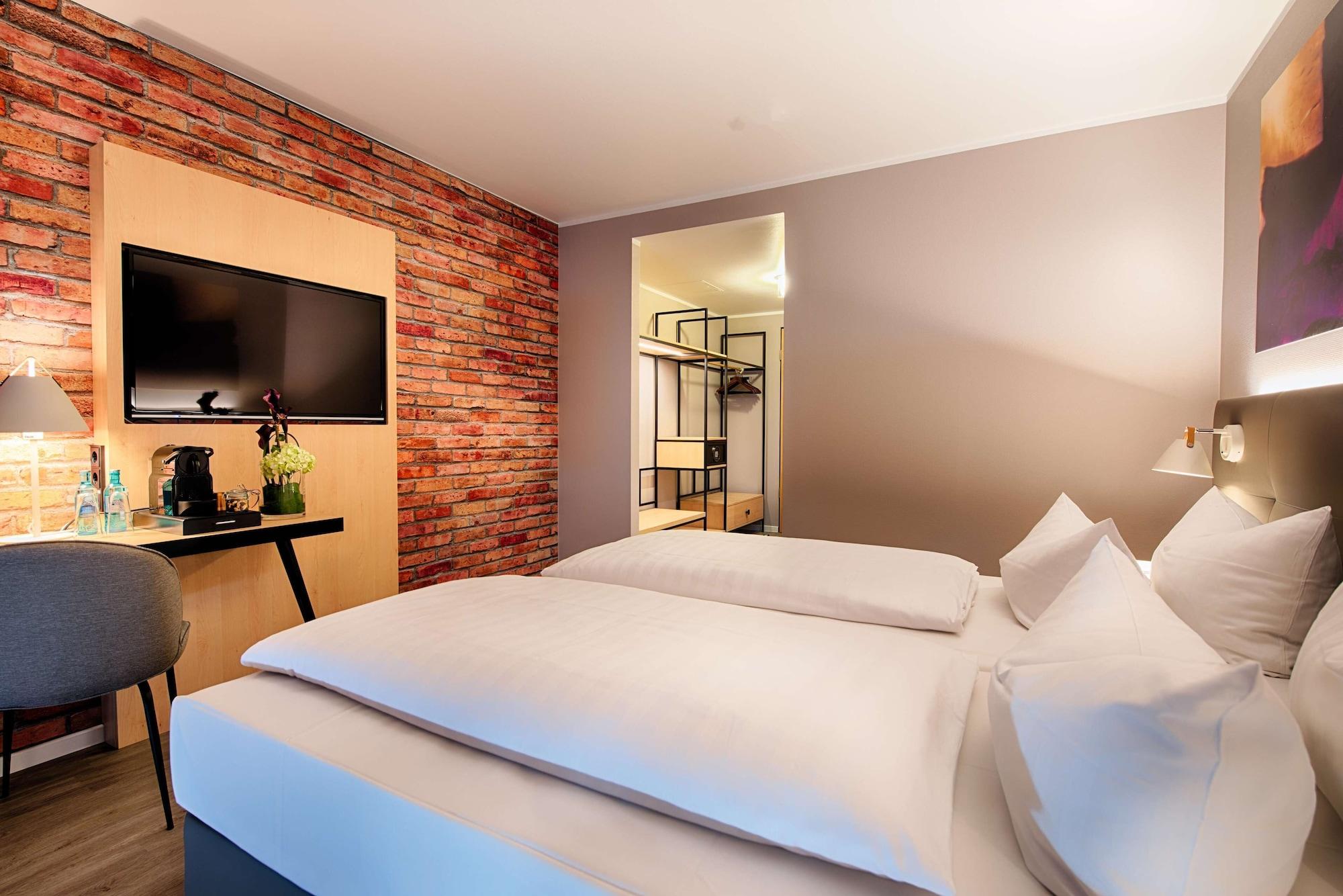 Achat Hotel Offenbach Plaza Ngoại thất bức ảnh